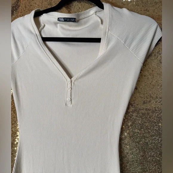 Zara Cream Cap Sleeve Midi Dress - Picture 3 of 5